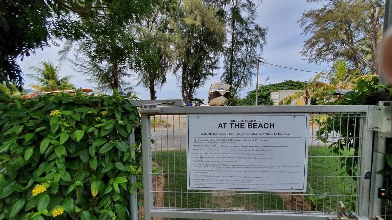By The Sea Beach Luxury Resort - Batu Ferringhi Esterno foto
