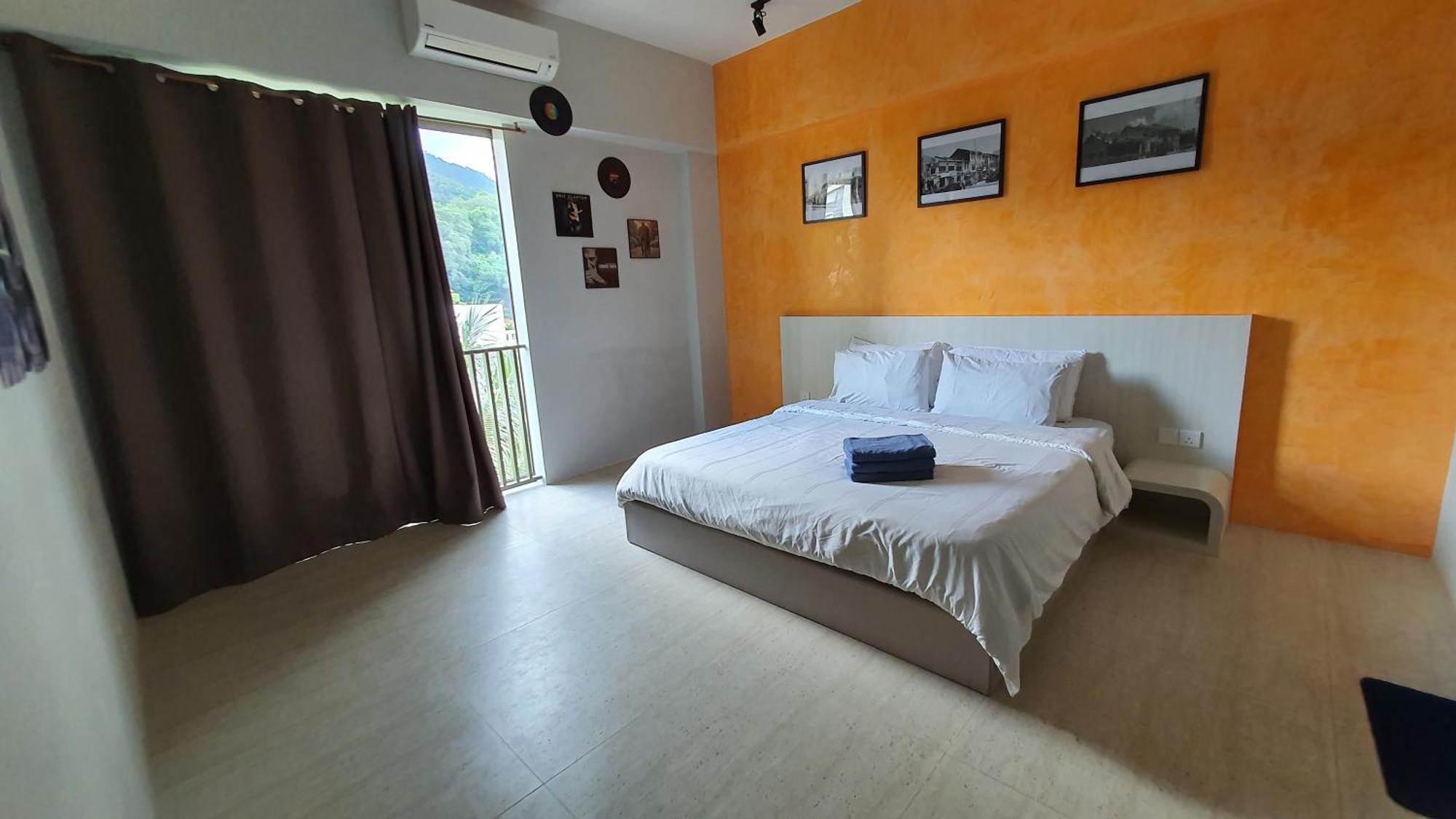 By The Sea Beach Luxury Resort - Batu Ferringhi Esterno foto